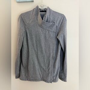 Lululemon Coast Wrap II Gray Sweater Size 6